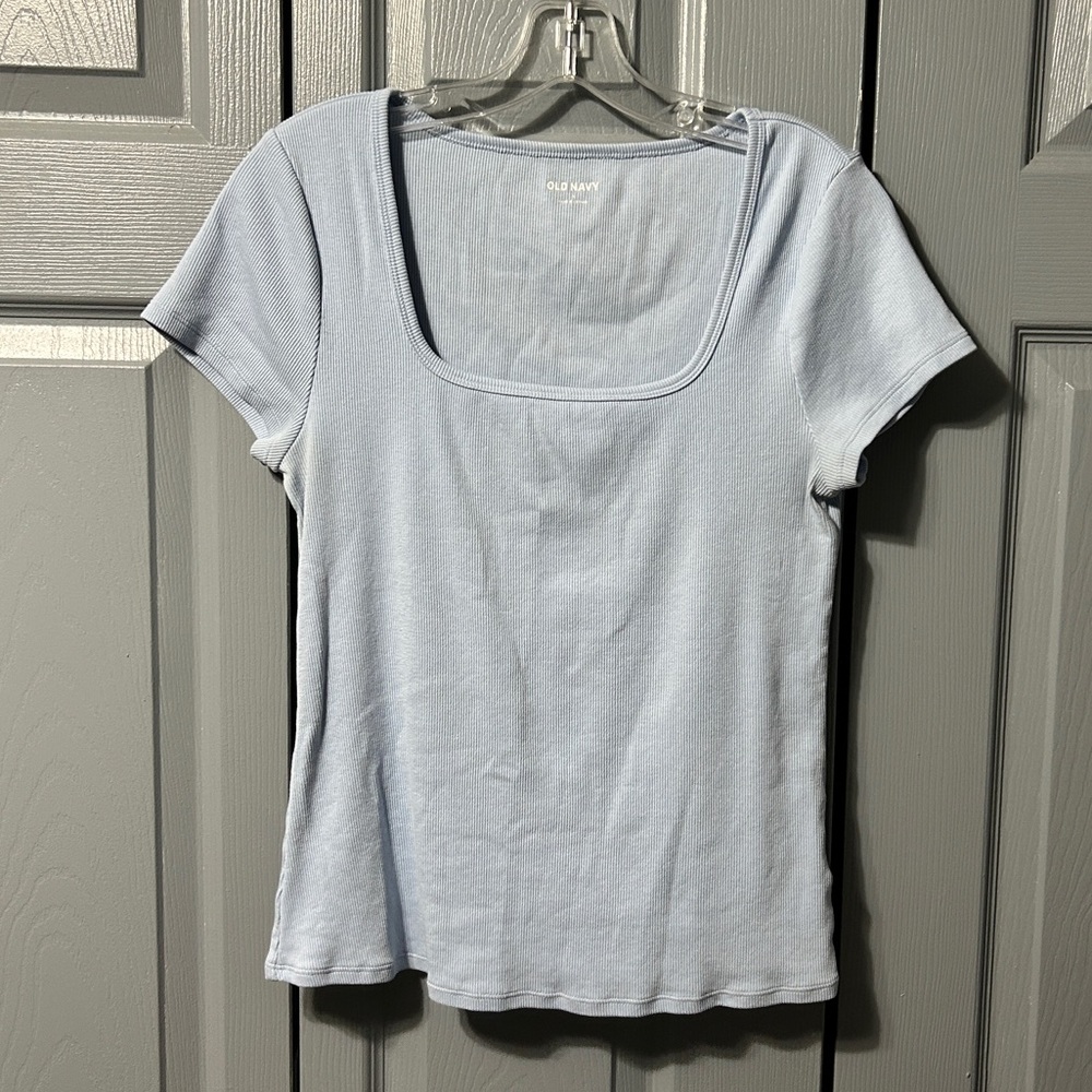‼️SOLD‼️ 🩵Old Navy Ribbed Tee🩵